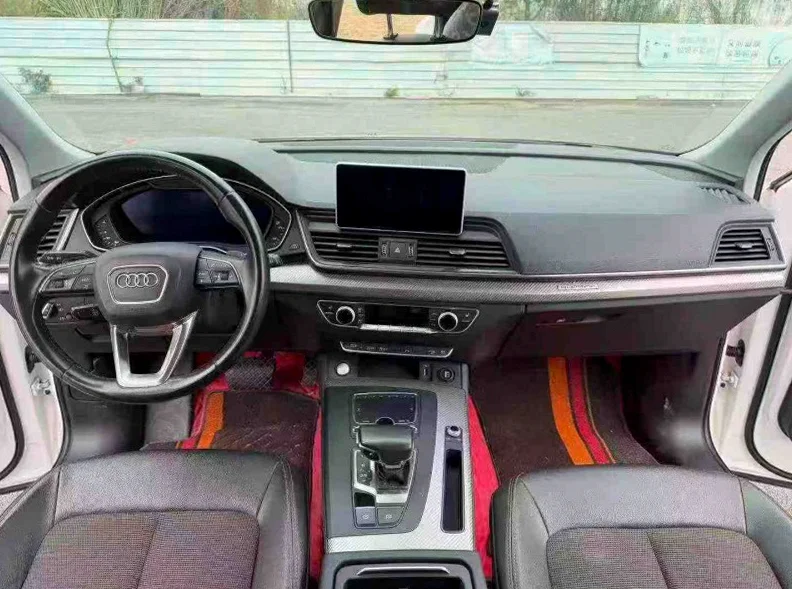 奥迪Q5 后面外观二