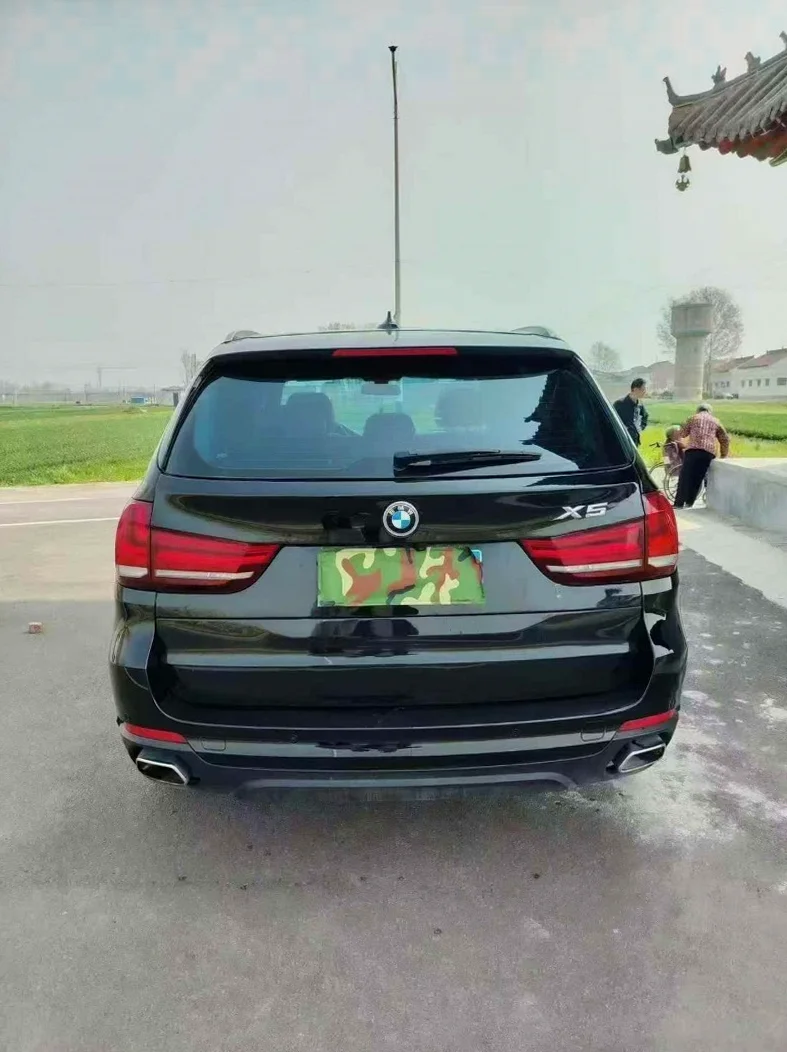 宝马X5 内饰前排