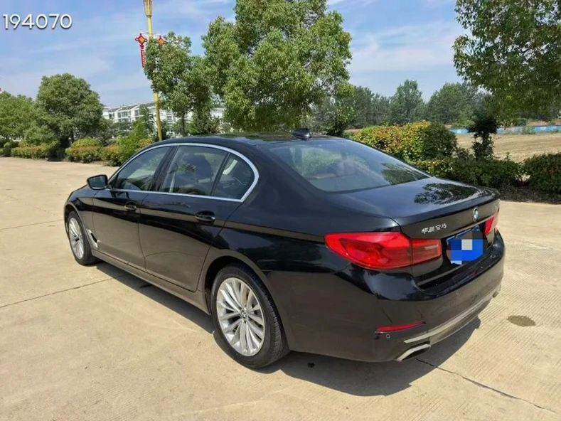 宝马5系 后面外观三