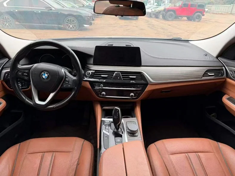 宝马6系 后面外观二