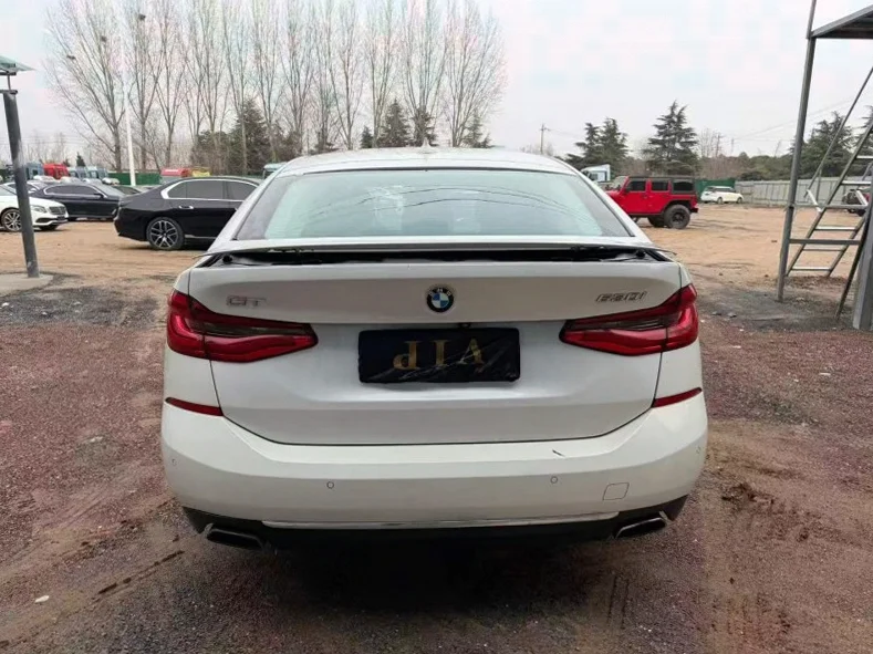 宝马6系 内饰后排