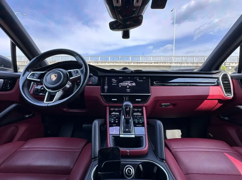 保时捷卡宴 后面外观三