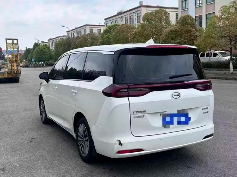 传祺M6 后面外观一