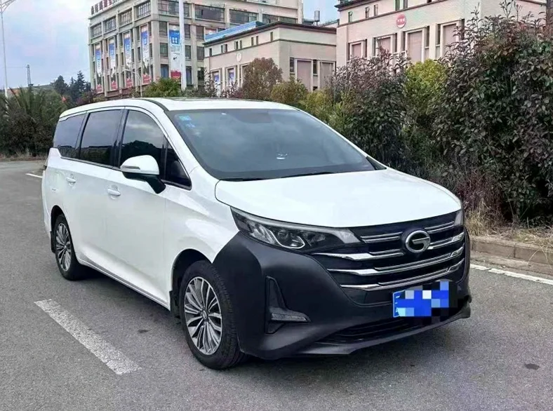 传祺M6 正面外观二