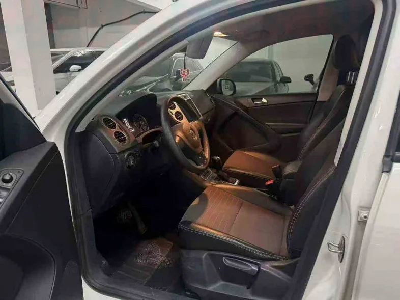 大众途观 后面外观一