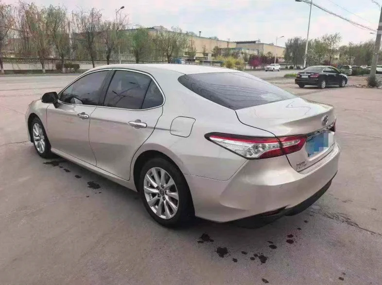 丰田凯美瑞 内饰前排