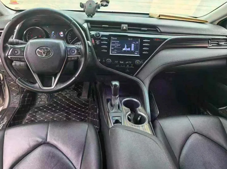 丰田凯美瑞 后面外观一