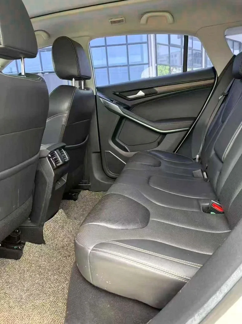 福特领界 后面外观三