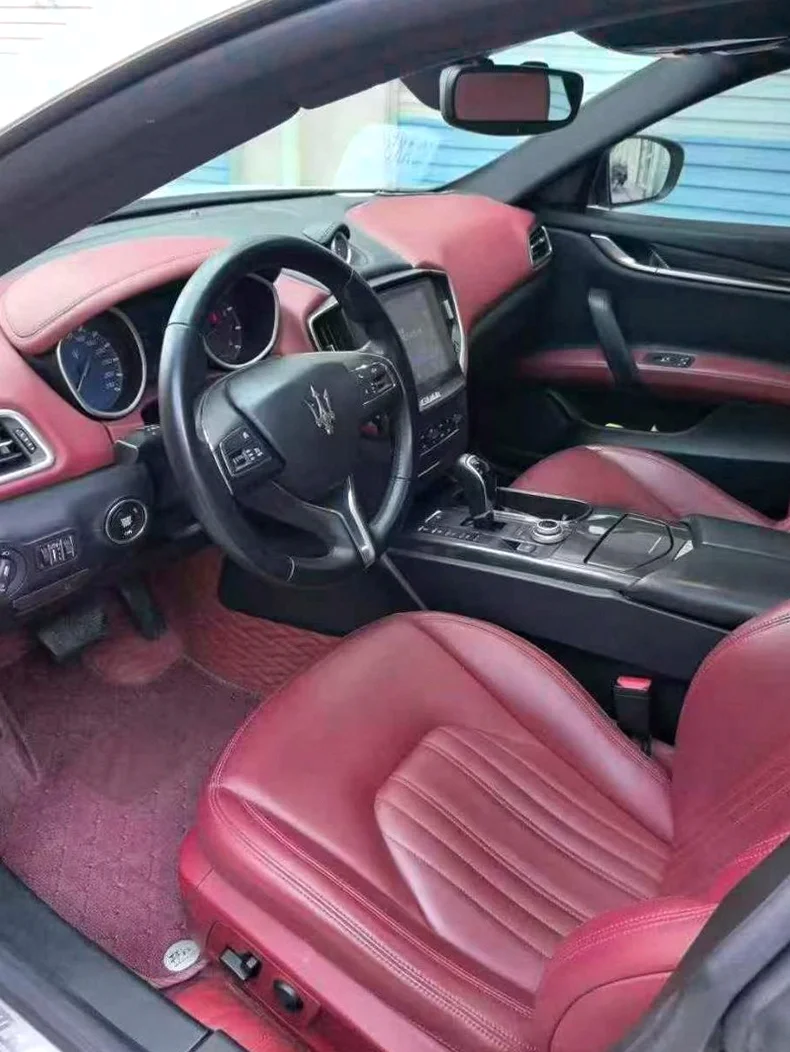 玛莎拉蒂Ghibli 后面外观三