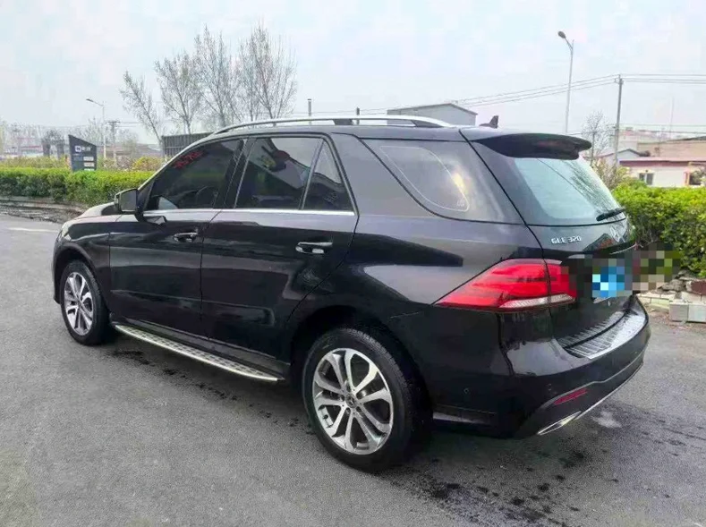 奔驰GLE 内饰后排