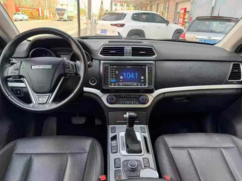 哈弗H6 后面外观三