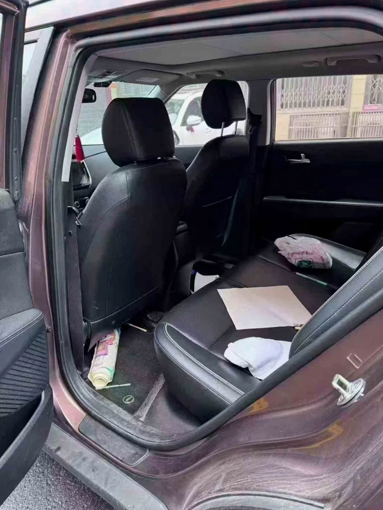 现代ix25 内饰前排