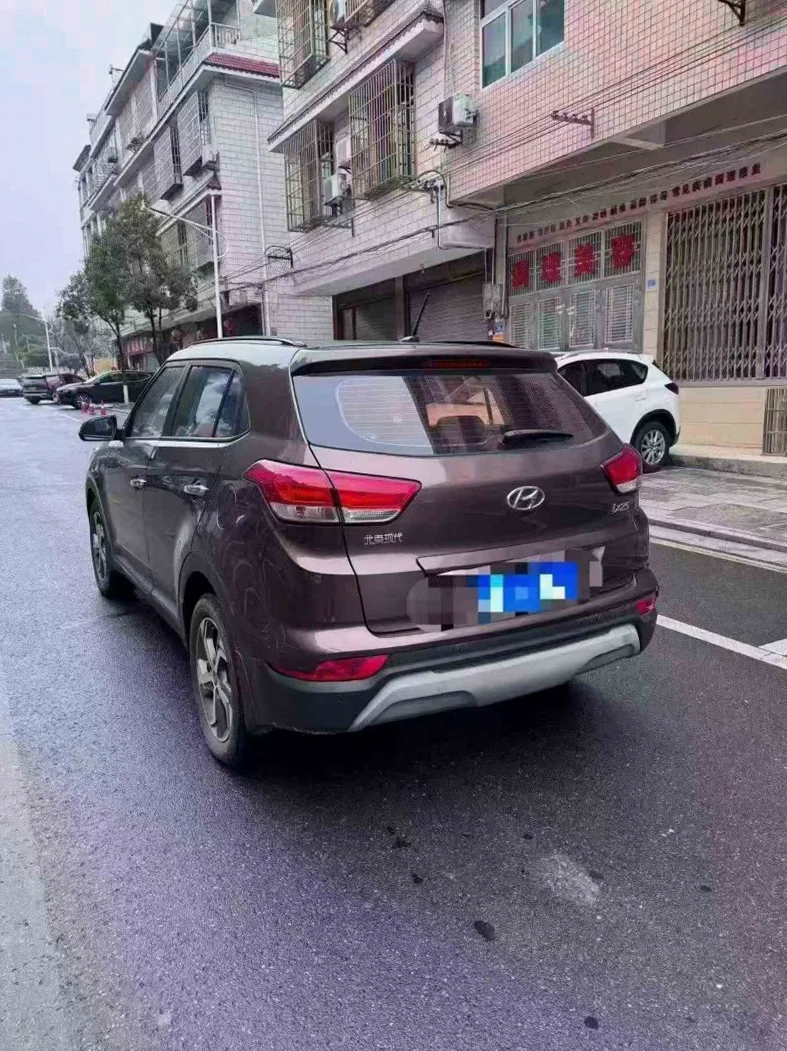 现代ix25 驾驶室