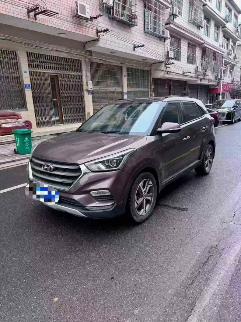 现代ix25 正面外观二