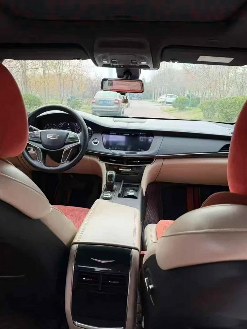 凯迪拉克CT6 后面外观二