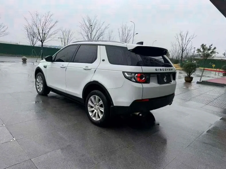 路虎发现神行 内饰前排