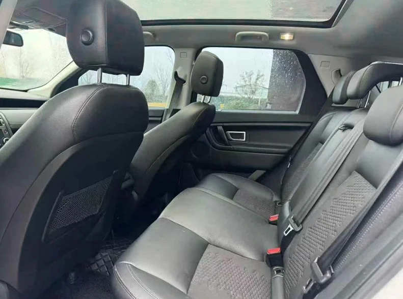 路虎发现神行 后面外观三