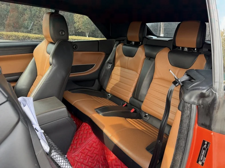 路虎极光 后面外观二