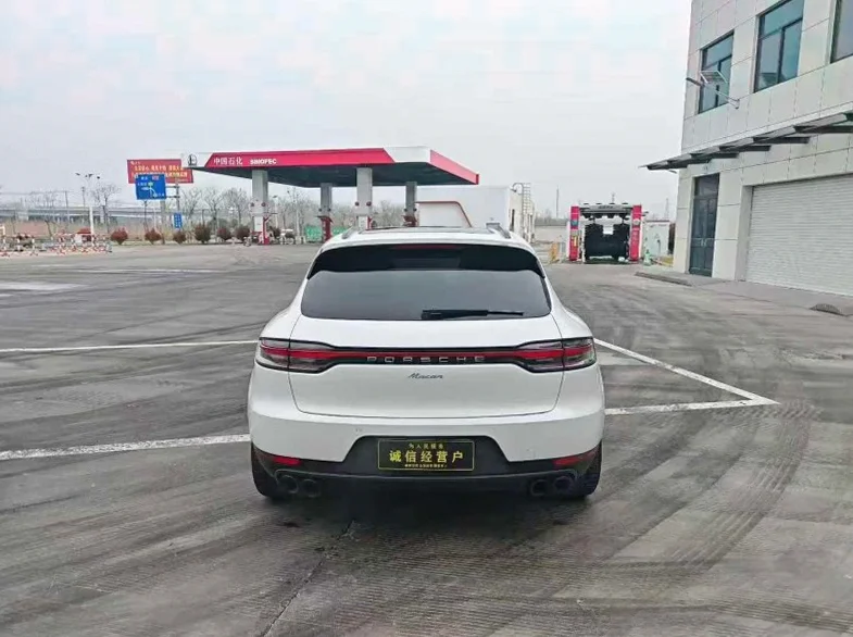 保时捷Macan 驾驶室