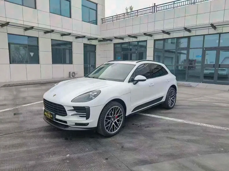 保时捷Macan 正面外观二