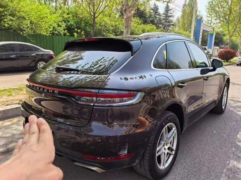 保时捷Macan 后面外观一