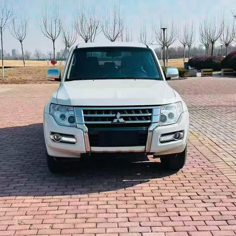 东营2019年三菱帕杰罗不过户车 正面外观一