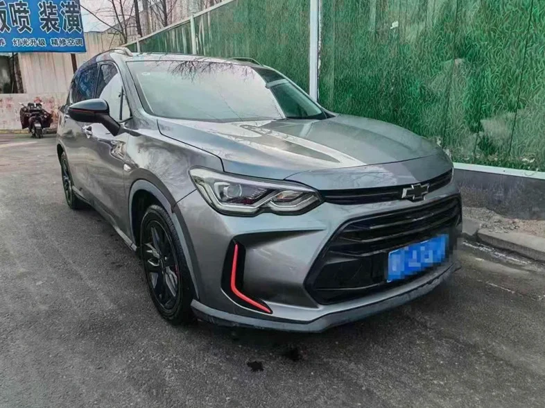 雪佛兰沃兰多 正面外观二