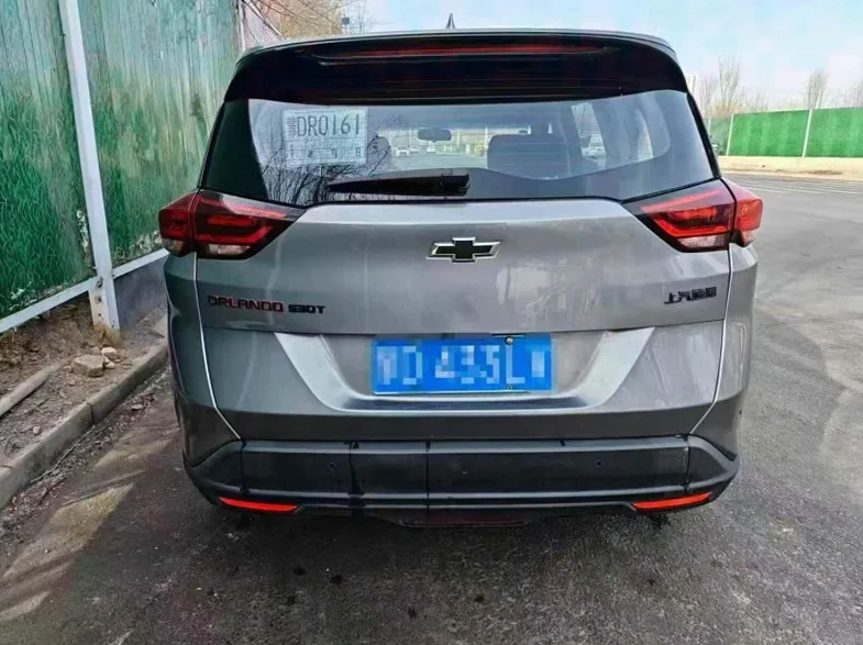 雪佛兰沃兰多 内饰后排