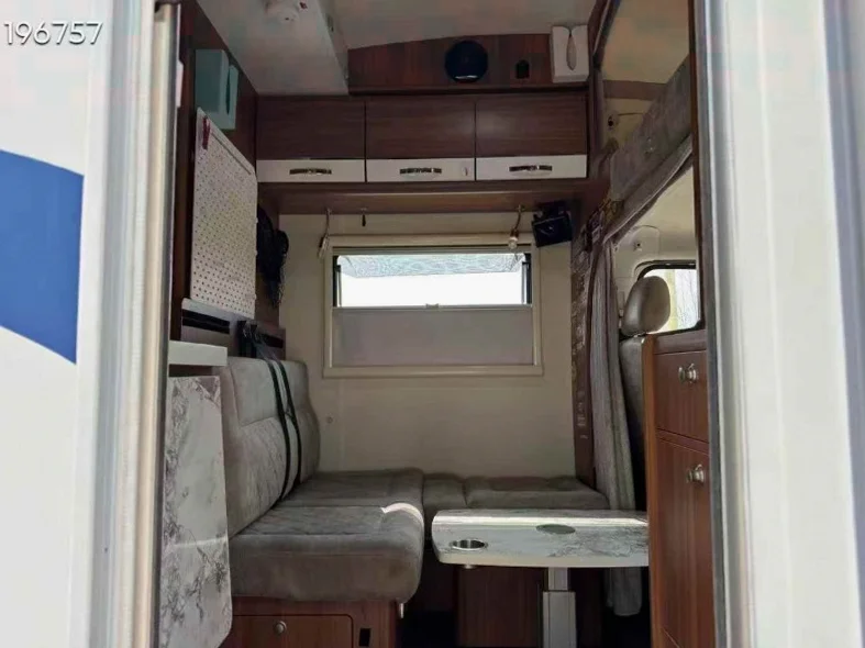 依维柯欧胜 后面外观三