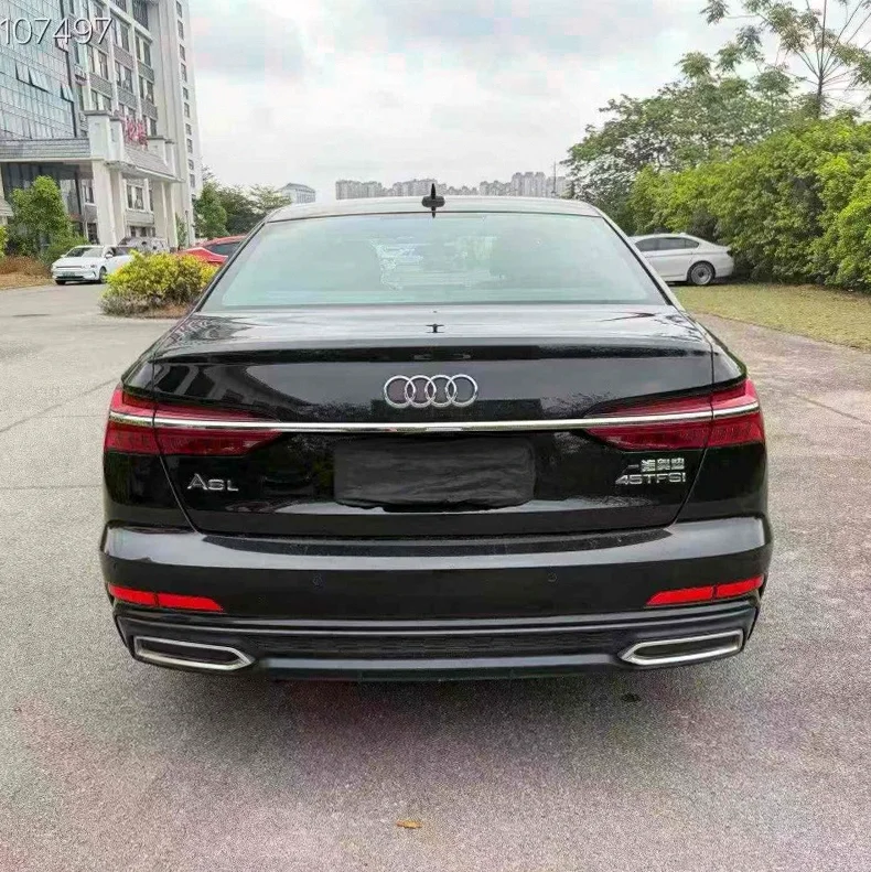 奥迪A6L 内饰前排