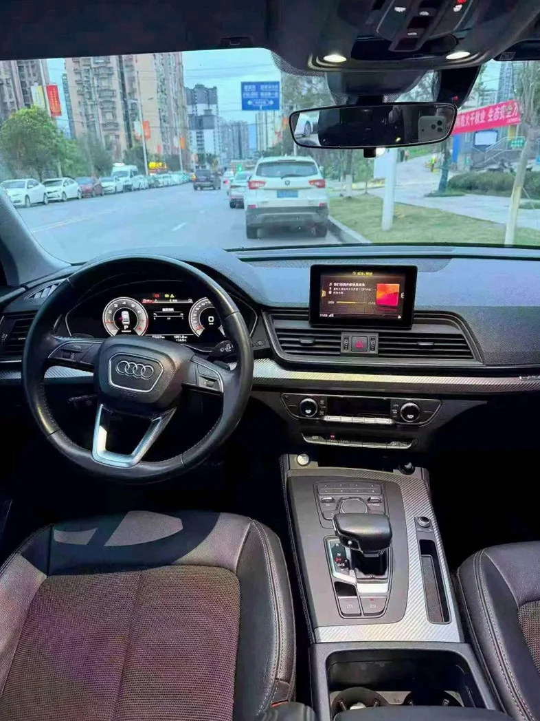 奥迪Q5 后面外观二