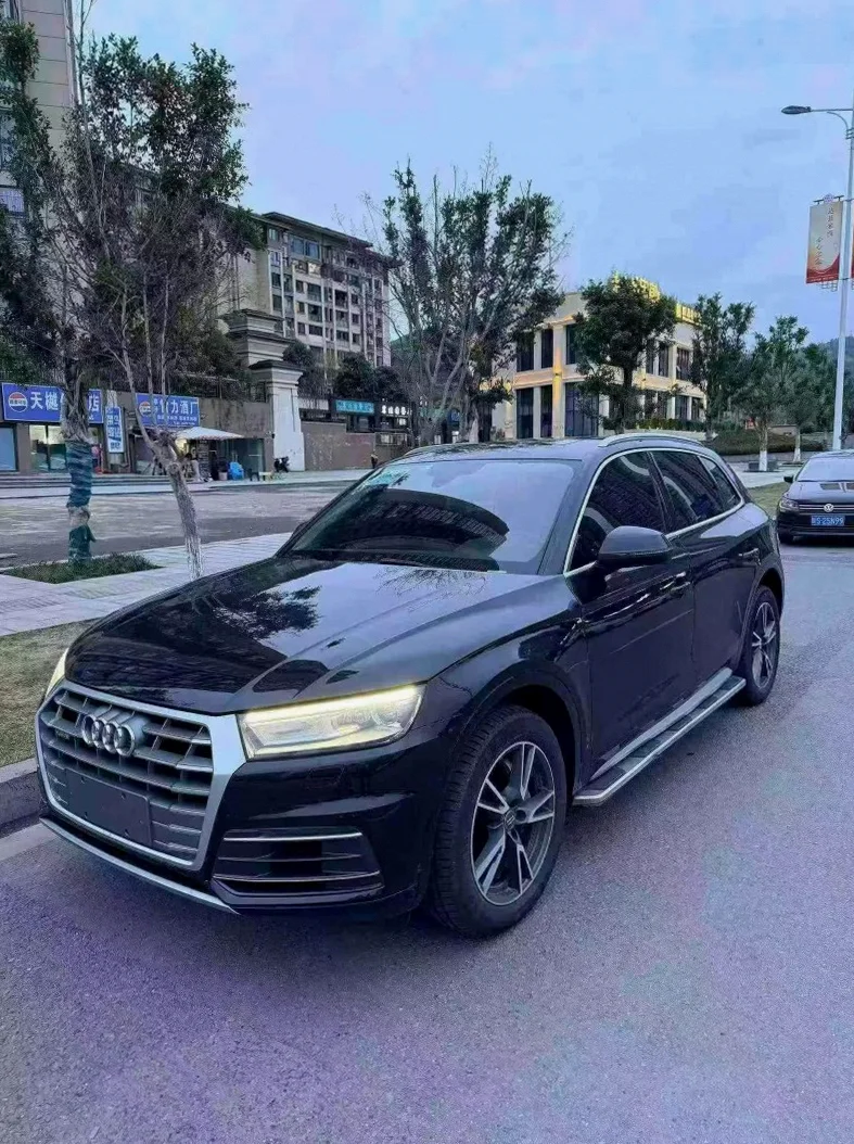 奥迪Q5 正面外观二