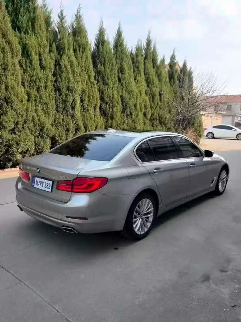 宝马5系 内饰前排