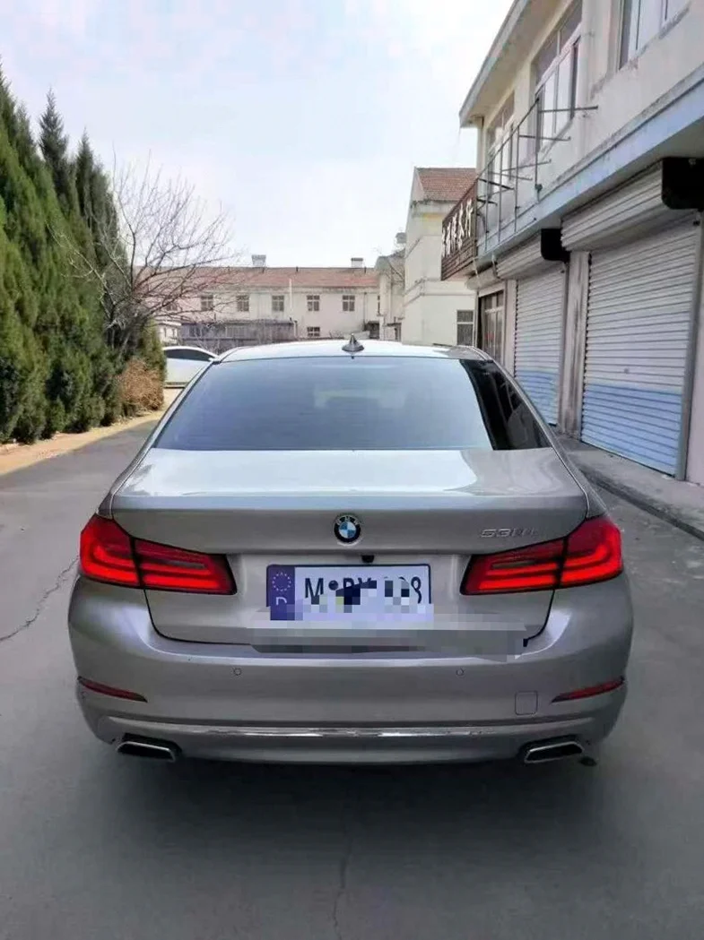 宝马5系 驾驶室