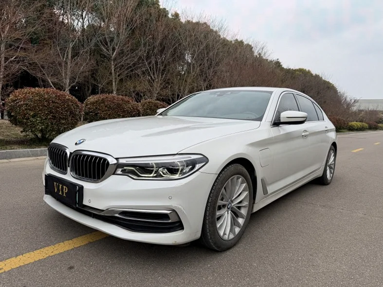 宝马5系 正面外观二