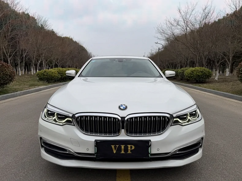 淮安2020年宝马5系协议车 正面外观一