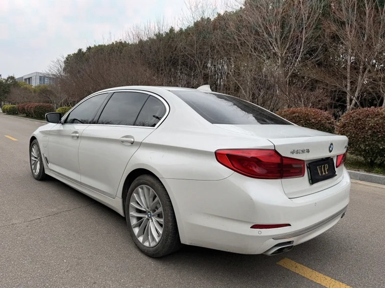 宝马5系 后面外观三