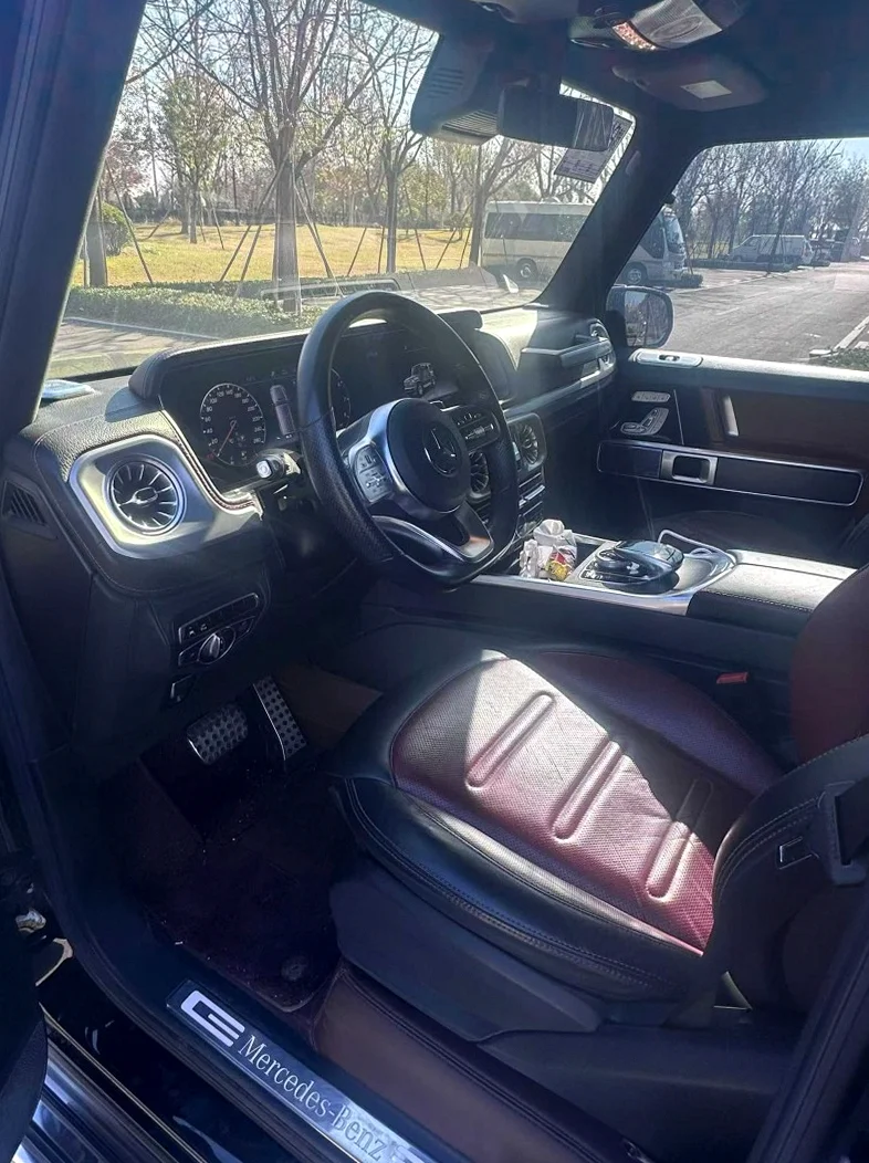 奔驰G 后面外观三