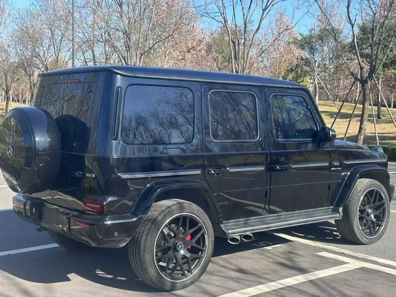 奔驰G 后面外观二