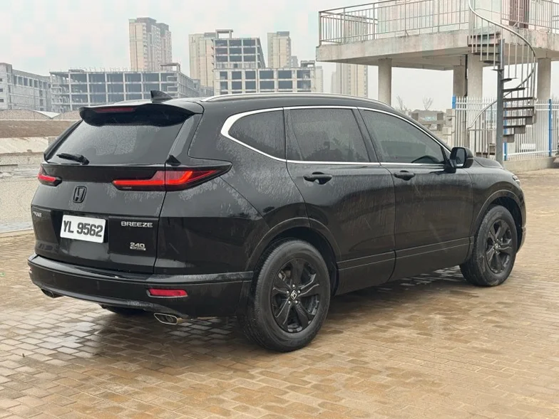 本田皓影 后面外观二