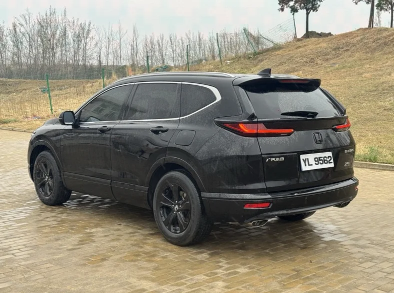 本田皓影 内饰后排