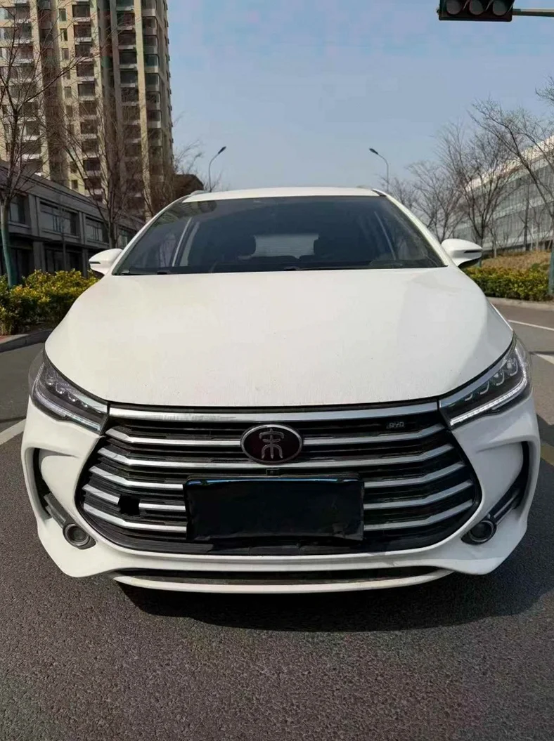 枣庄2020年比亚迪宋MAX质押车 正面外观一