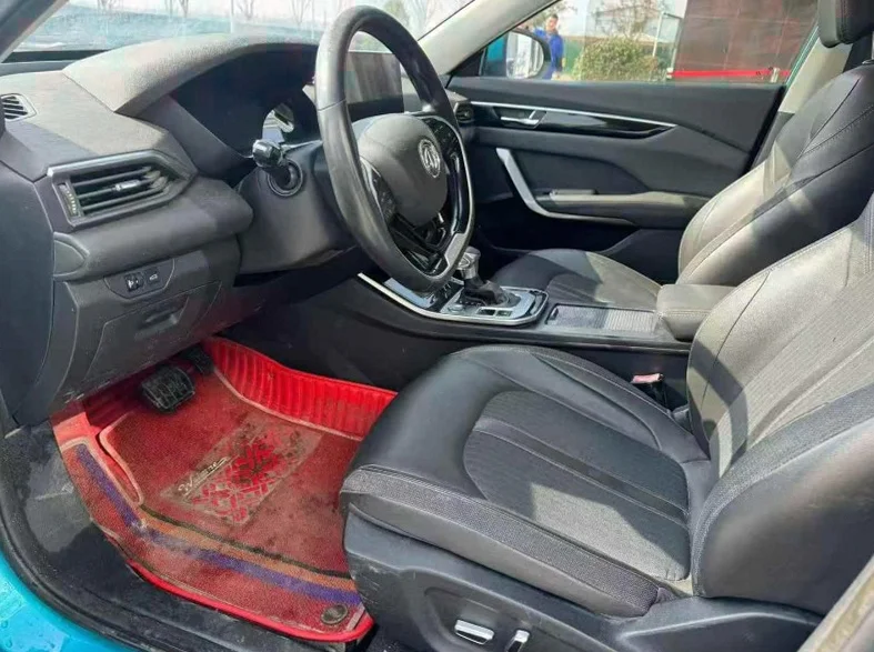 东风奕炫 后面外观二