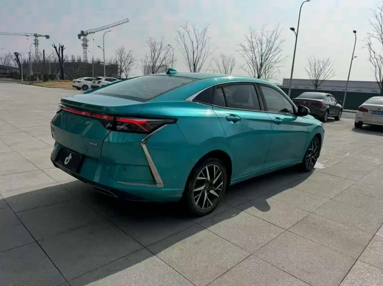 东风奕炫 内饰后排