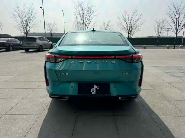 东风奕炫 驾驶室