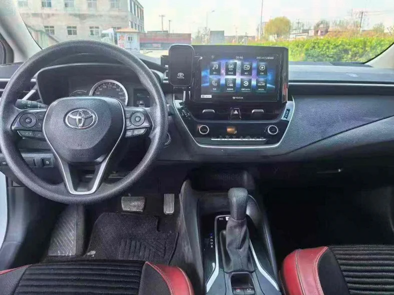 丰田卡罗拉 后面外观一