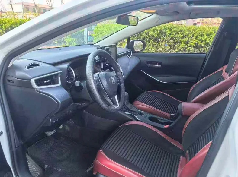 丰田卡罗拉 后面外观三