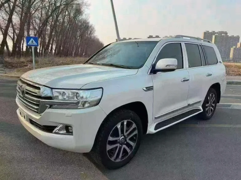 焦作2020年丰田兰德酷路泽不过户车 正面外观一