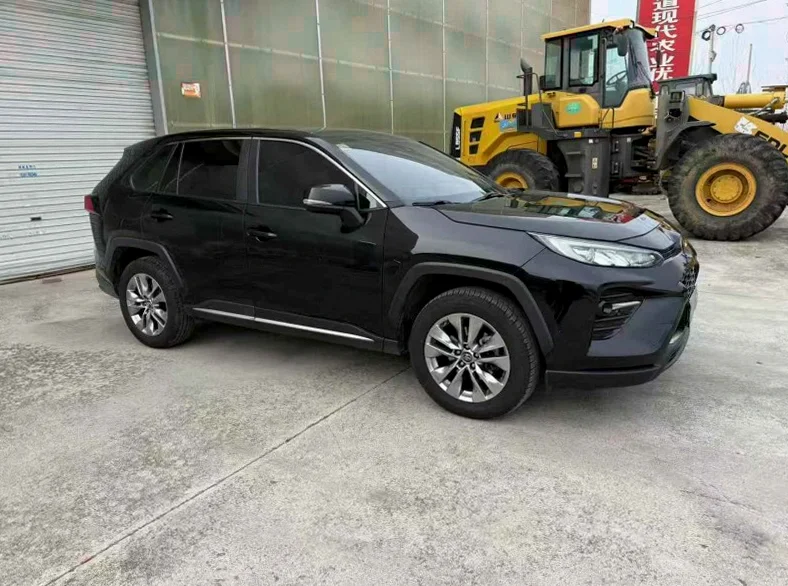 丰田威兰达 正面外观二