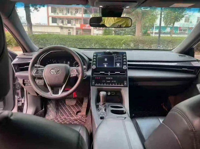 丰田亚洲龙 后面外观三